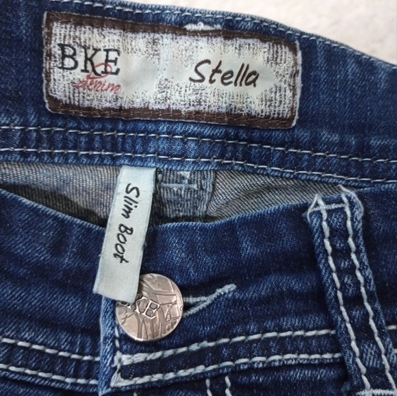 BKE Blue Boot Cut Jeans with Gradient Wash and Contrast Stitching - Picture 6 of 11